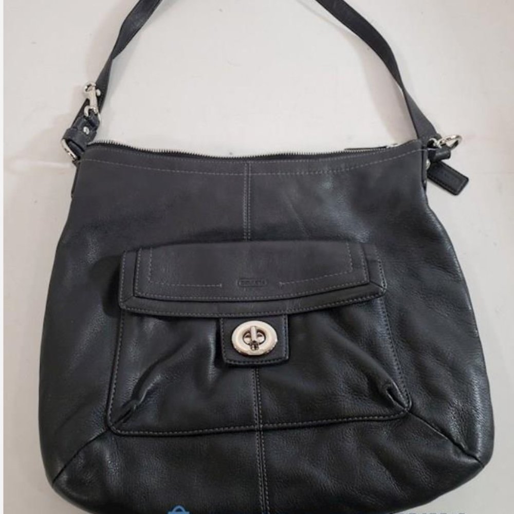 Coach Black Leather Shoulder Handbag